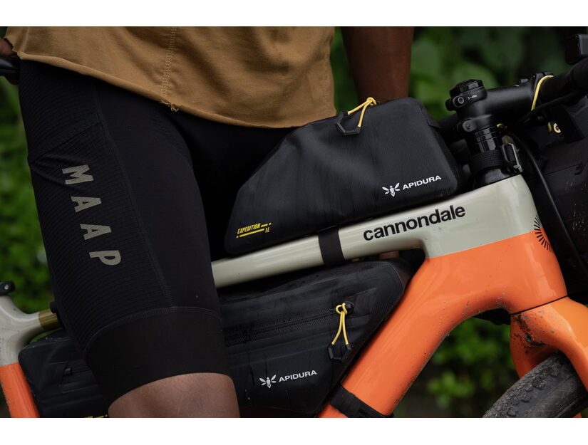 Apidura Expedition bolt on top tube pack NEW STYLE 4